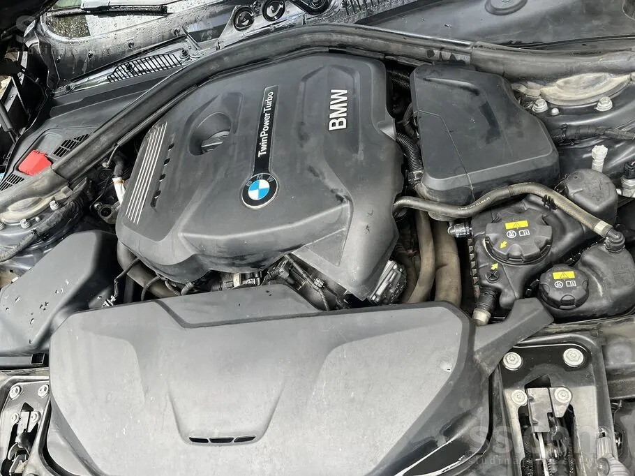BMW 120I 2018 photo 5