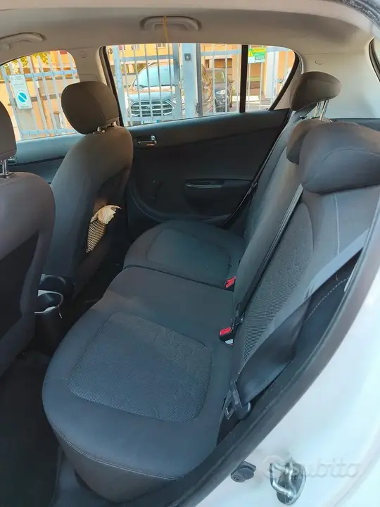 Hyundai I20 2012 photo 5