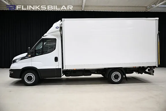 Iveco Daily 2023 photo 3