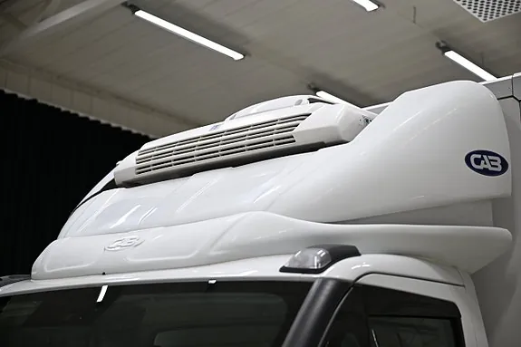Iveco Daily 2023 photo 4