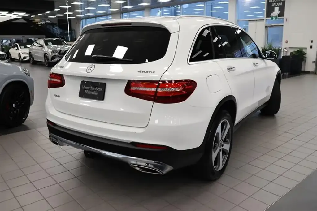 Mercedes-Benz Glc 2018 photo 2