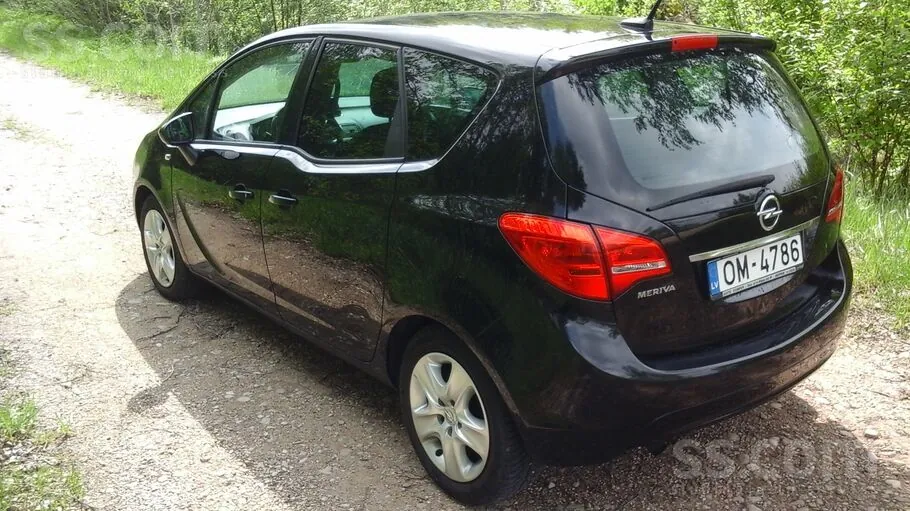 Opel Meriva 2012 photo 2