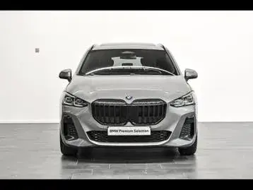 BMW 2 Series 2025 photo 2