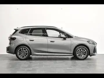 BMW 2 Series 2025 photo 3