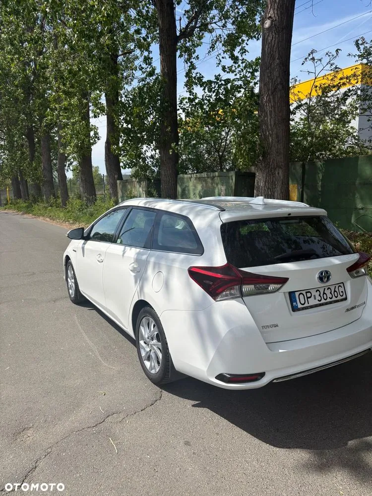 Toyota Auris 2016 photo 5