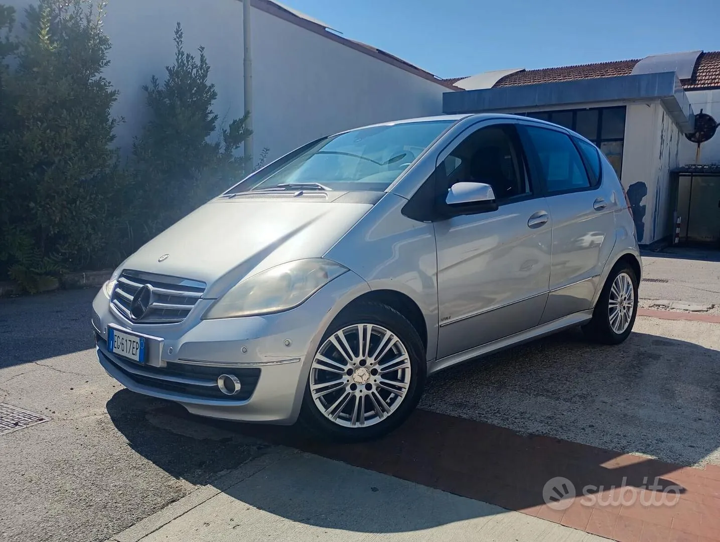 Mercedes-Benz A160