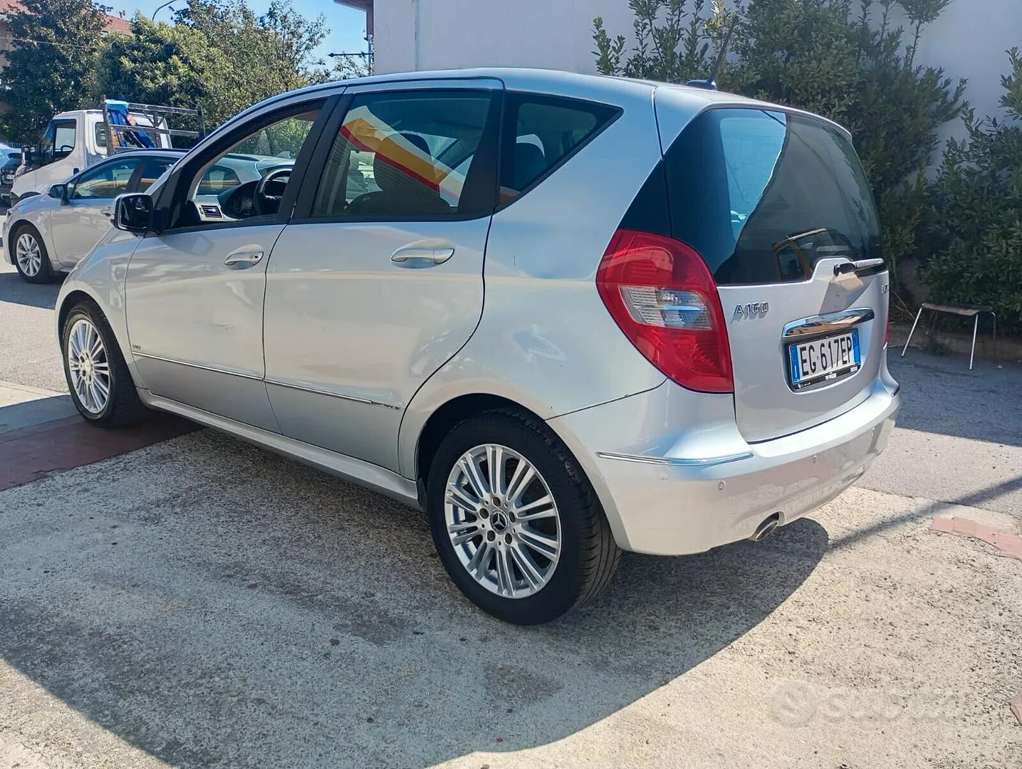 Mercedes-Benz A160 2011 photo 2