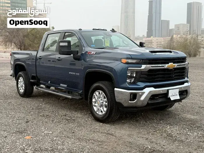 Chevrolet Silverado 2025 photo 3