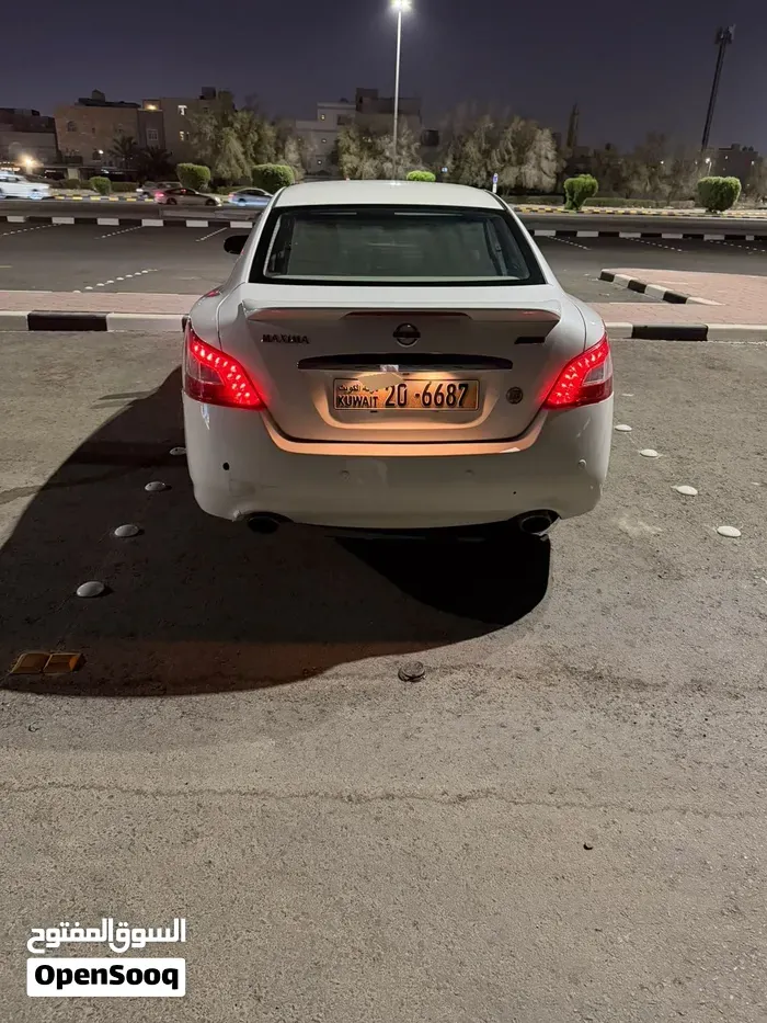 Nissan Maxima 2011 photo 4