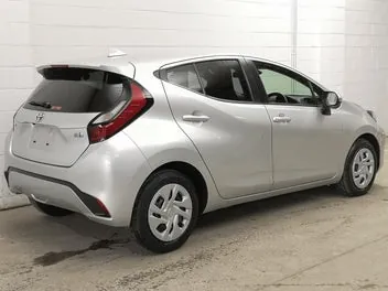 Toyota Aqua 2022 photo 3