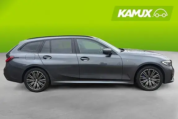 BMW 330E 2021 photo 2