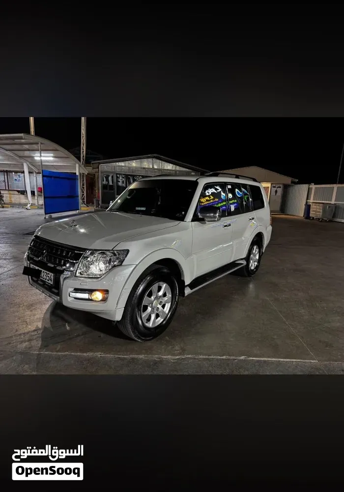 Mitsubishi Pajero 2015 photo 4