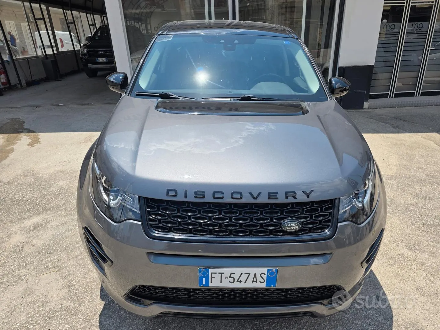 Land Rover Discovery Sport 2018 photo 5