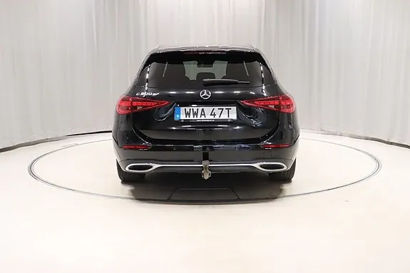 Mercedes-Benz C300 2024 photo 5