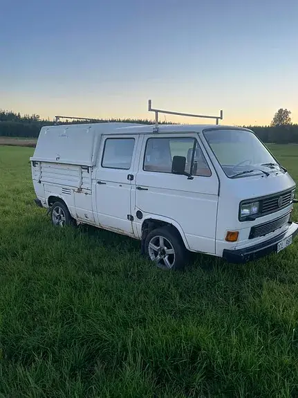 Volkswagen Transporter 1990 photo 2