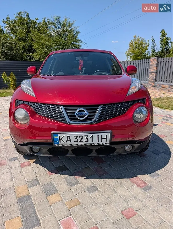 Nissan Juke 2013 photo 2