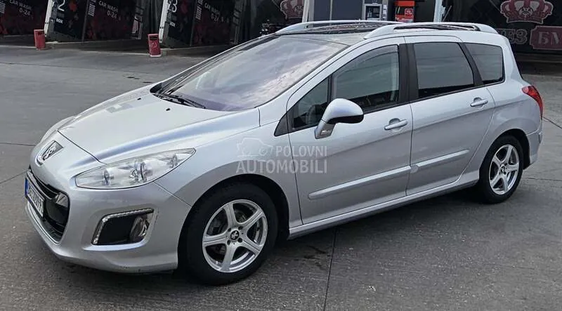 Peugeot 308 2011 photo 2