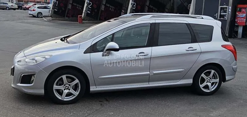 Peugeot 308 2011 photo 5