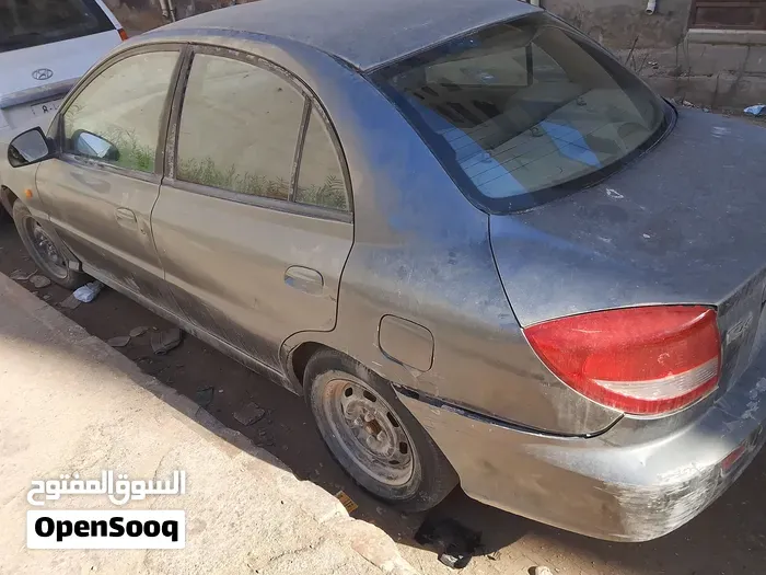 Kia Rio 2003 photo 3