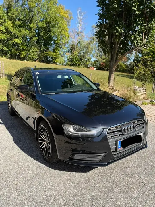 Audi A4 2013 photo 3
