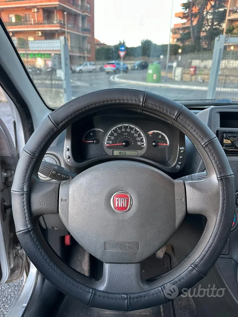 Fiat Panda 2012 photo 5