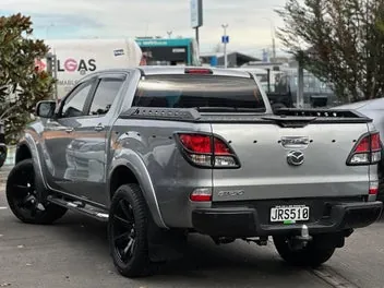 Mazda Bt-50 2016 photo 5