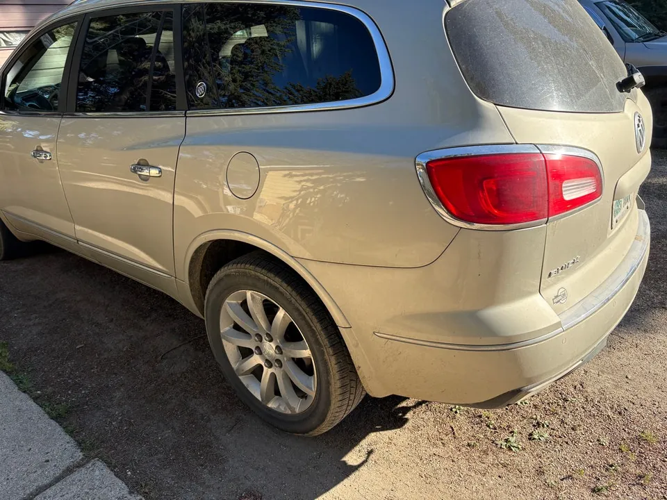 Buick Enclave 2014 photo 2