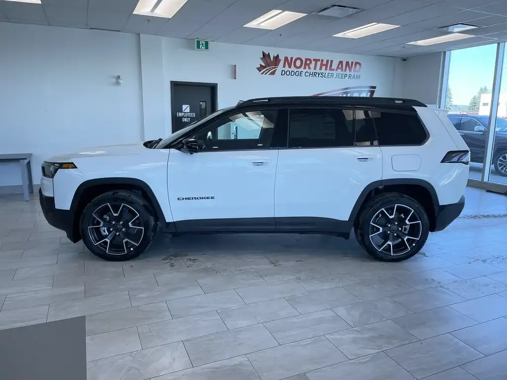 Jeep Cherokee 2026 photo 2