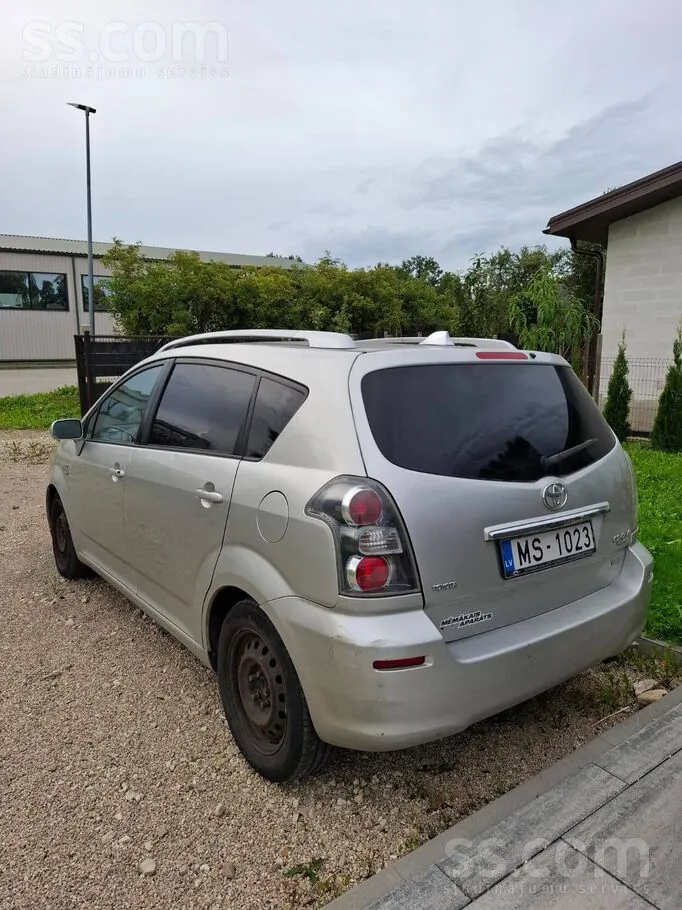 Toyota Corolla Verso 2008 photo 3
