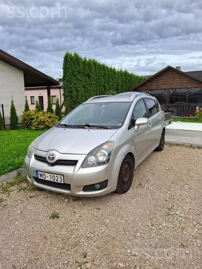 Toyota Corolla Verso 2008 photo 4