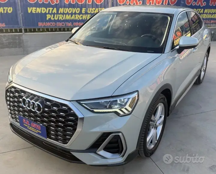 Audi Q3 2022 photo 3