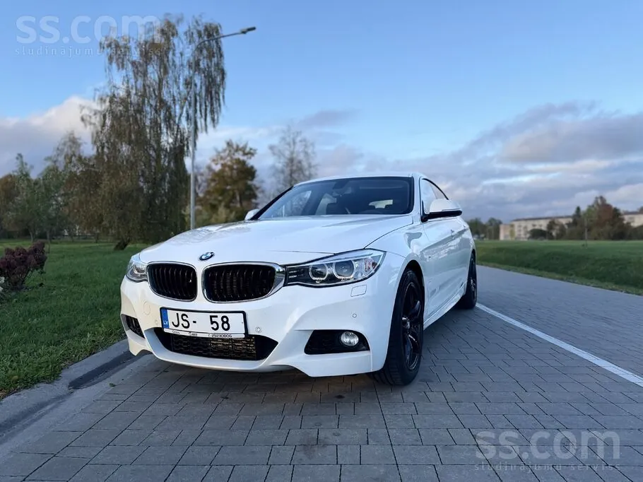 BMW 320 2016 photo 2