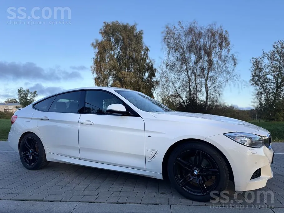 BMW 320 2016 photo 3