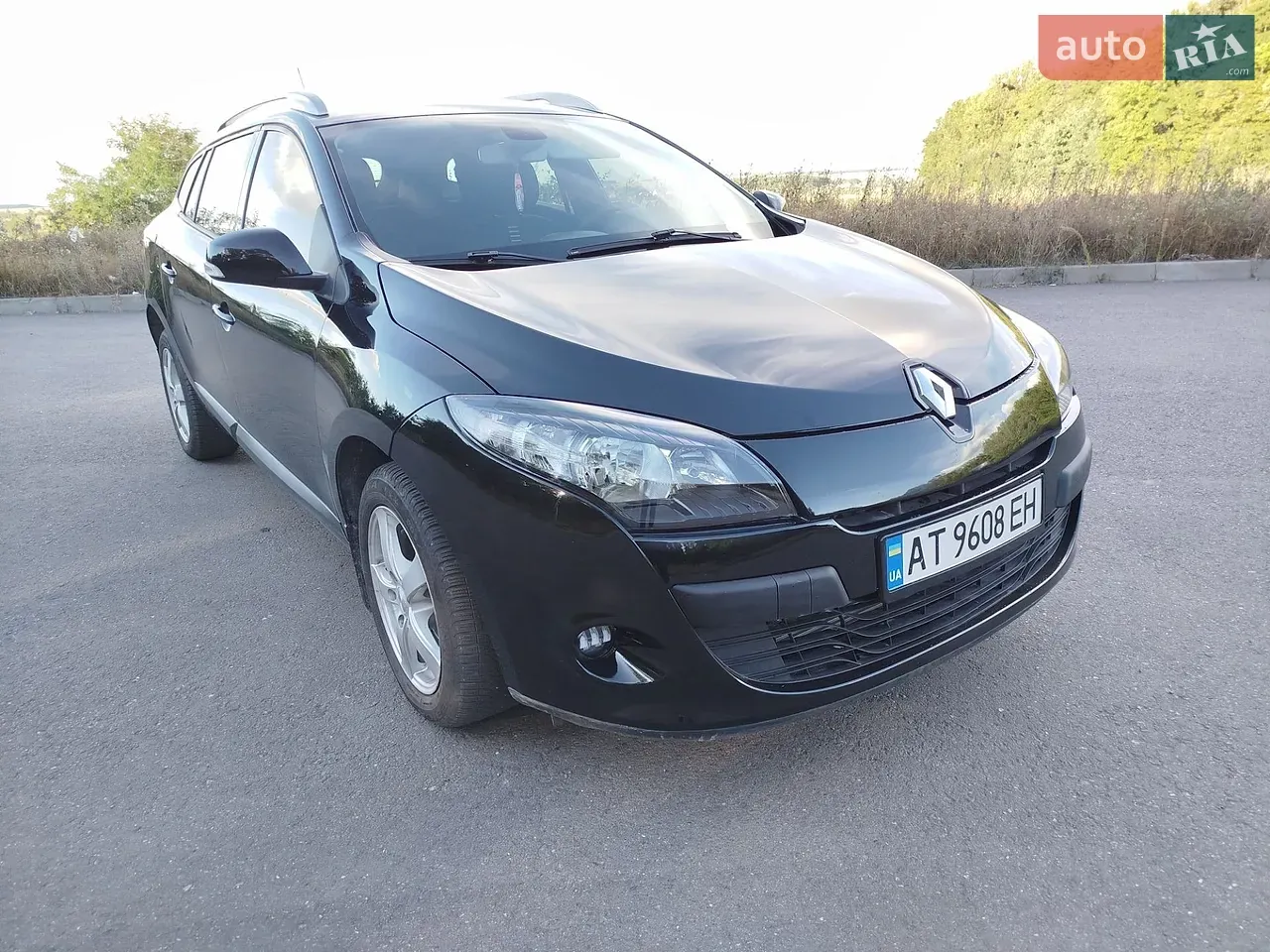Renault Megane 2012 photo 2