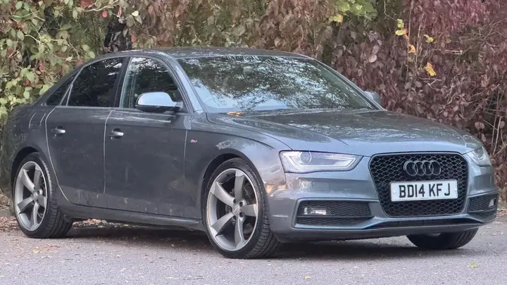 Audi A4 2014 photo 3