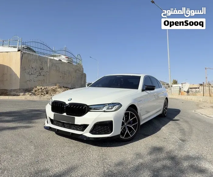 BMW 5 Series 2021 photo 2
