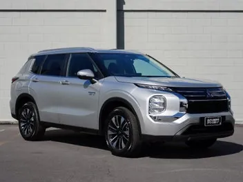 Mitsubishi Outlander 2026 photo 2