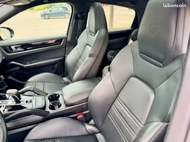 Porsche Cayenne 2022 photo 3