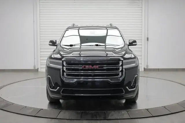 GMC Acadia 2023 photo 2
