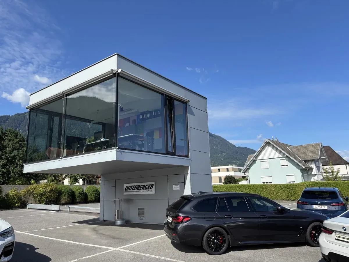 BMW Ix3 2022 photo 2