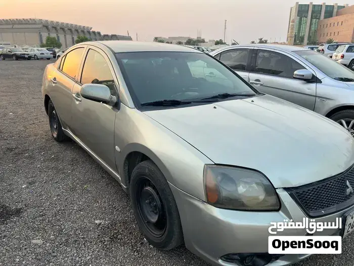Mitsubishi Galant 2010 photo 5