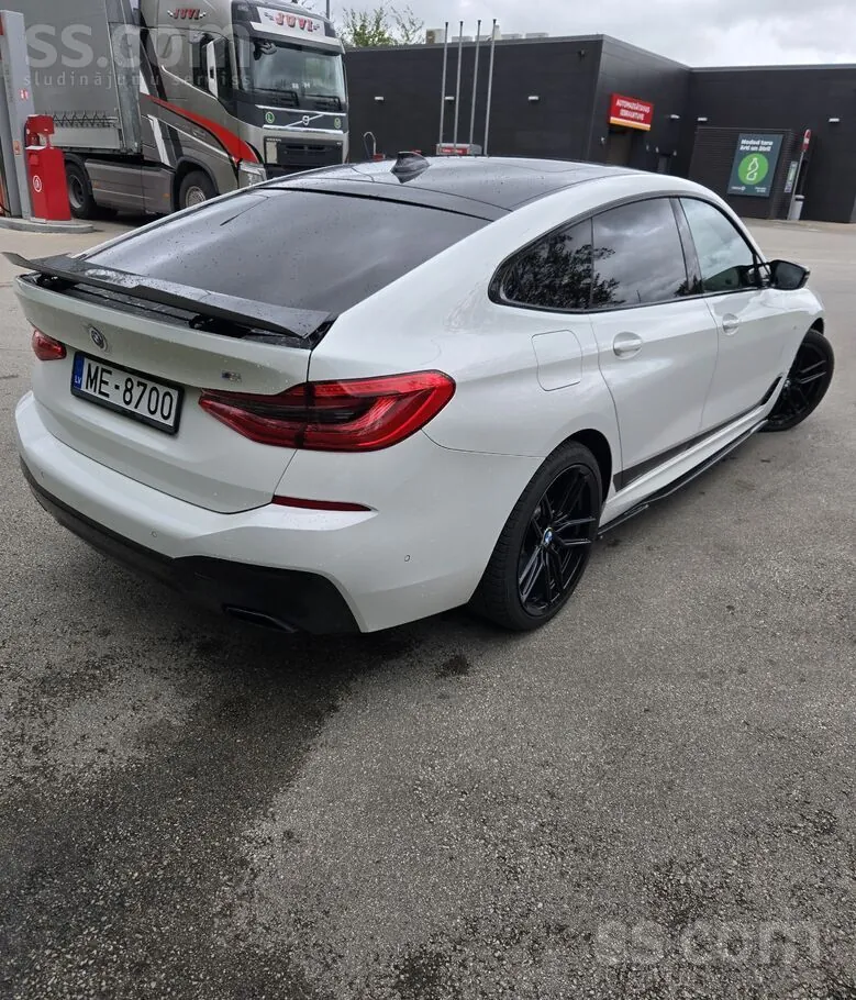 BMW 520 2020 photo 2