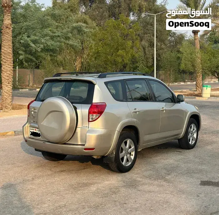 Toyota Rav4 2006 photo 2