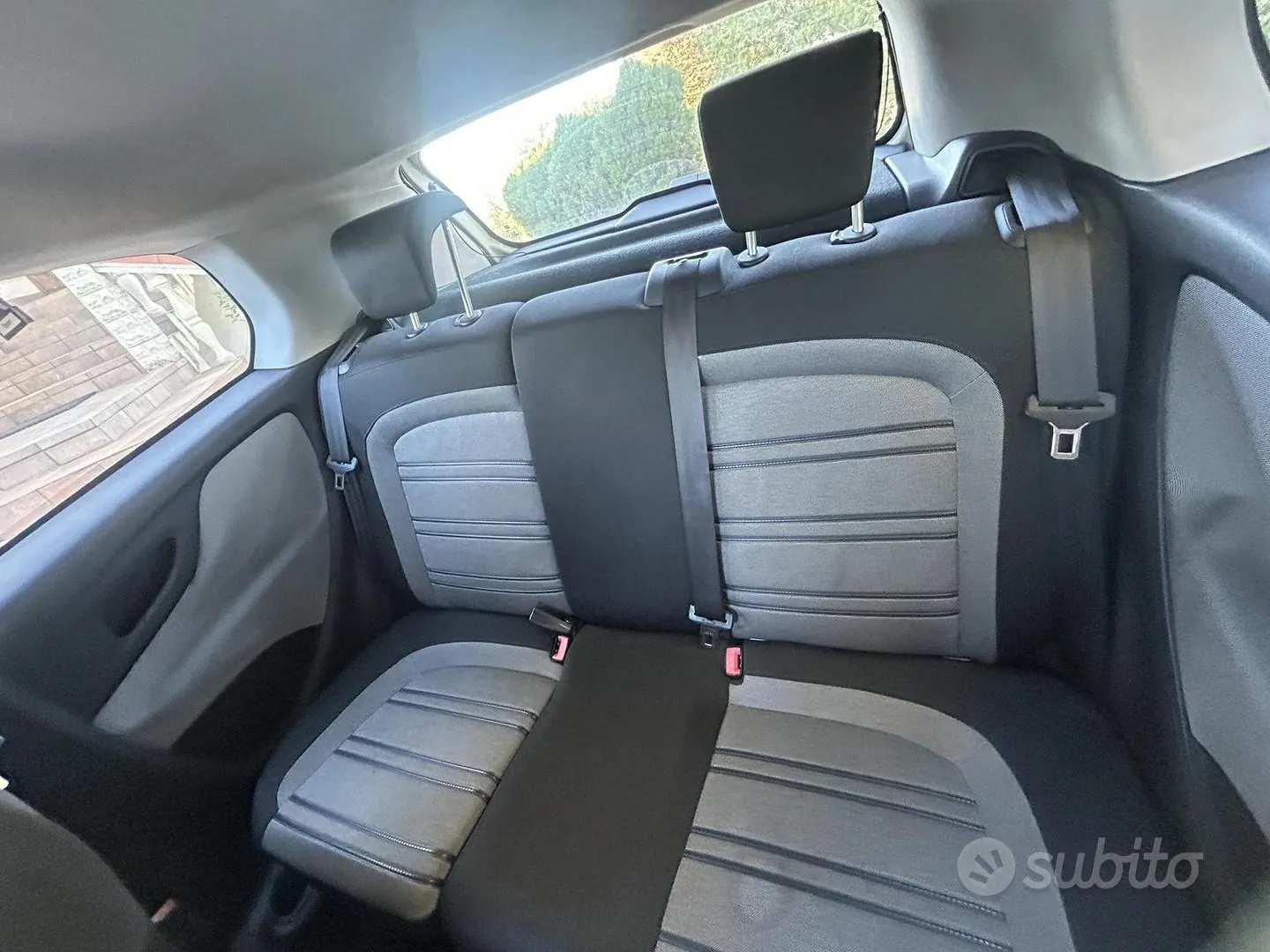 Fiat Punto Evo 2010 photo 4