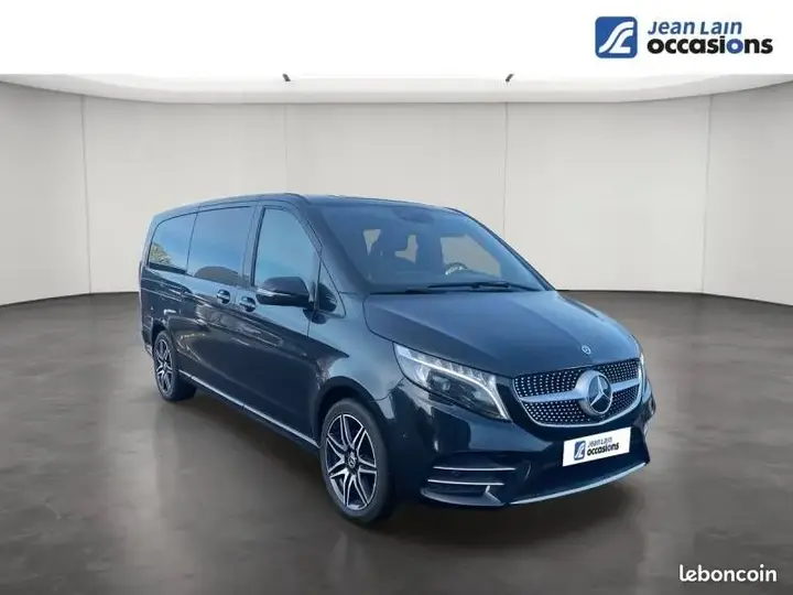 Mercedes-Benz V 2023 photo 3