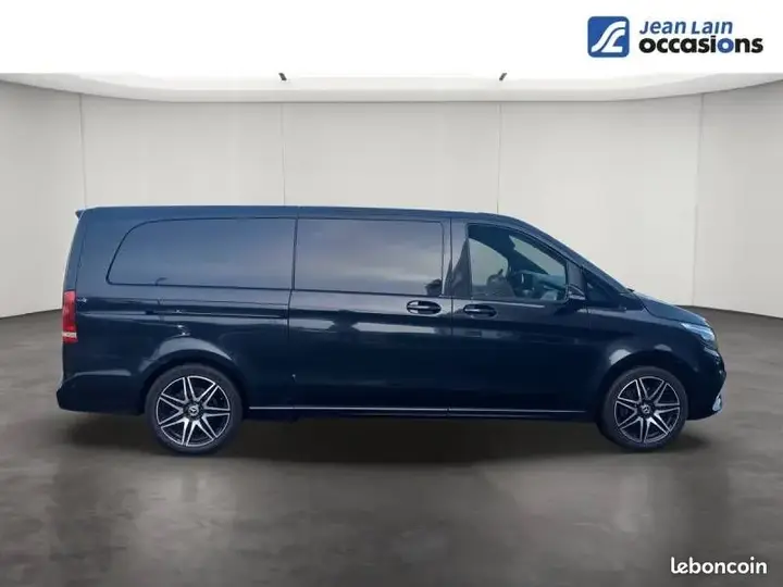 Mercedes-Benz V 2023 photo 4