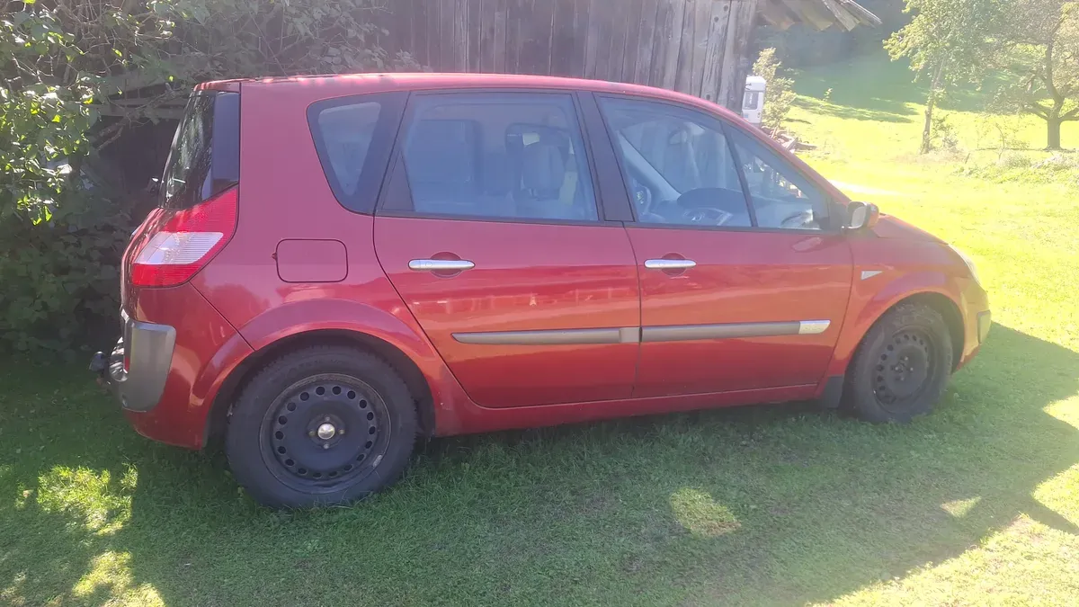 Renault Scenic 2004 photo 2