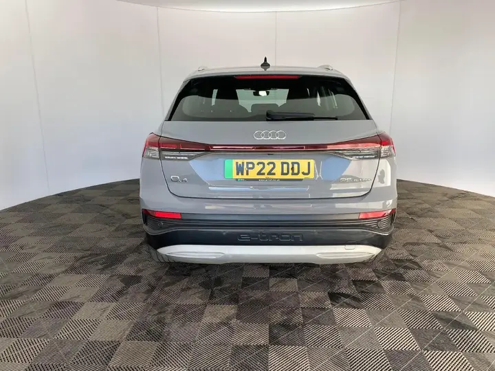Audi Q4 E-Tron 2022 photo 3