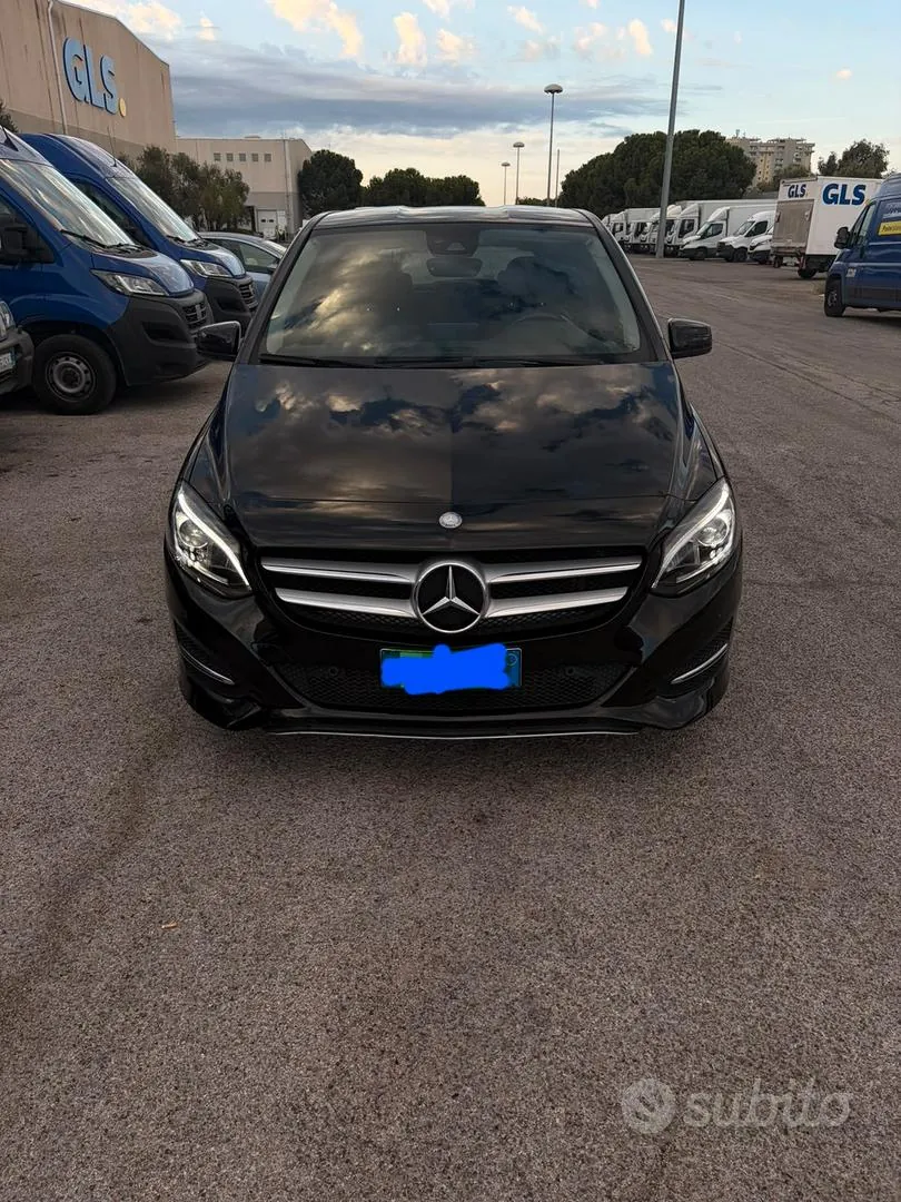Mercedes-Benz B180D