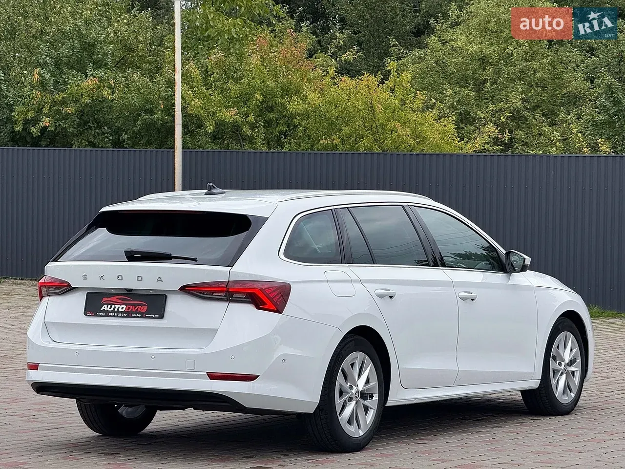 Skoda Octavia 2023 photo 4
